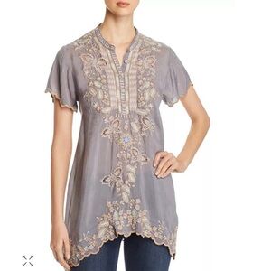 Johnny Was Monarch Short-Sleeve Embroidered Tunic - Size: Medium *FLAWED*